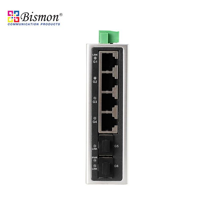 4*10/100/1000Base-T RJ45 ports+2*1000Base-X uplink SFP fiber Industrial switch